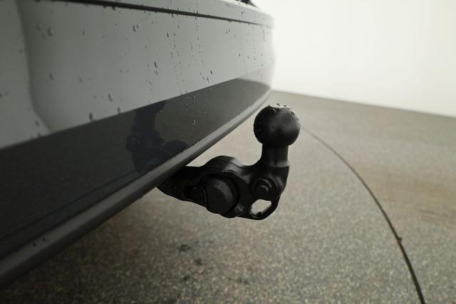 Volkswagen Golf VIII Variant 2.0 TDI DSG Life, AHK, easyOpen, Kamera, 3-J Garantie 