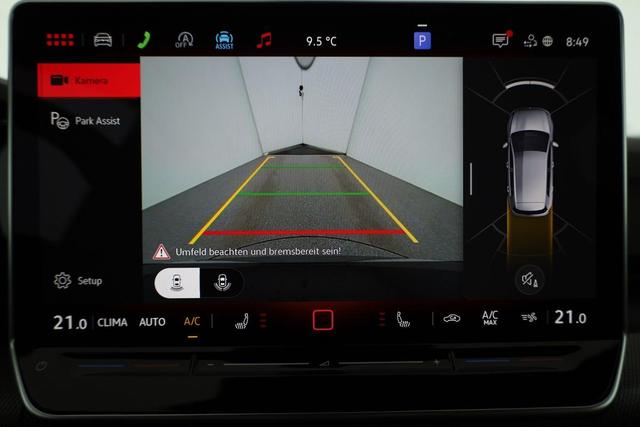 Volkswagen Golf 2.0 TSI 195 kW GTI VIII DSG, Navi, Side, IQ.Light, Kamera, Winter 