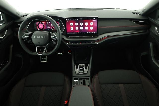 Skoda Octavia Combi 2.0 TSI 195 kW RS DSG, Standheizung, AHK, Navi, Matrix, Side, Winter, 5 J.-Garantie 