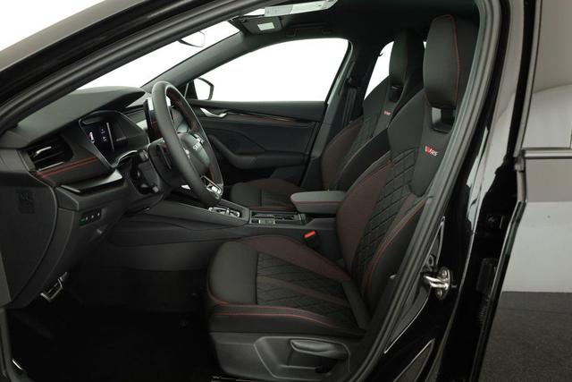 Skoda Octavia Combi 2.0 TSI 195 kW RS DSG, Standheizung, AHK, Navi, Matrix, Side, Winter, 5 J.-Garantie 