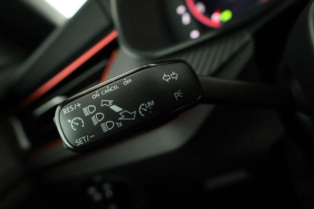 Skoda Scala Monte Carlo 1.5 TSI DSG Carlo, AHK, Pano, Matrix, Winter, Kamera. 18-Zoll, 5 J.-Garantie 