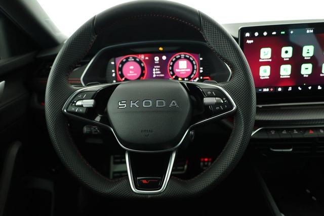 Skoda Octavia Combi 2.0 TSI 195 kW RS DSG, AHK, Navi, Matrix, Side, Winter, 5 J.-Garantie 