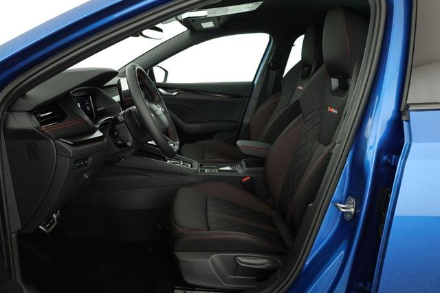 Skoda Octavia Combi 2.0 TSI 195 kW RS DSG, AHK, Navi, Matrix, Side, Winter, 5 J.-Garantie 