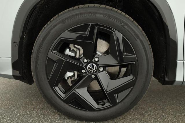 Volkswagen Tayron 1.5 TSI eHybrid 150 kW R-Line Black, Pano, HuD, AHK, AreaView, LED-Plus, Side, Navi, Winter Plus, 5 J.-Garantie 