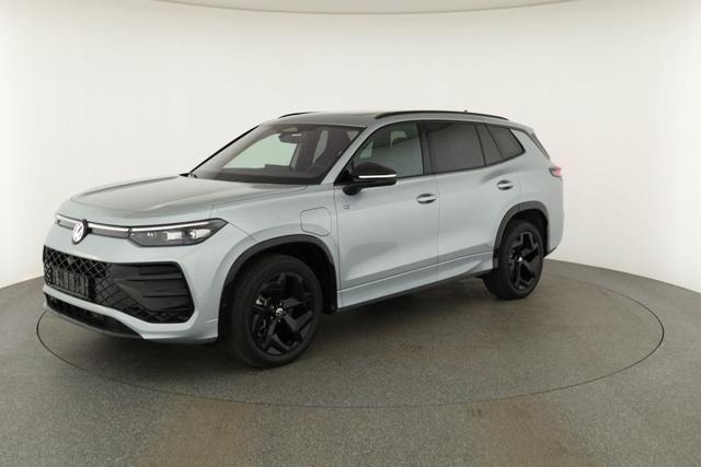 Volkswagen Tayron 1.5 TSI eHybrid 150 kW R-Line Black, Pano, HuD, AHK, AreaView, LED-Plus, Side, Navi, Winter Plus, 5 J.-Garantie 