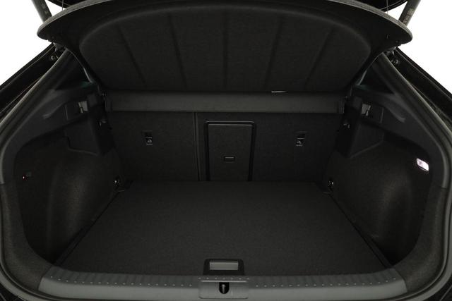 Cupra Formentor 1.5 eTSI 110 kW DSG, Matrix, AHK, Navi, Kamera, Winter, el. Klappe, 5 J.-Garantie 