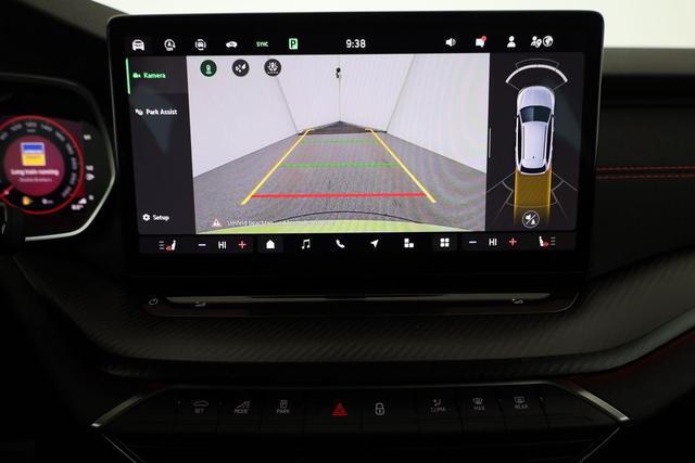 Skoda Octavia Combi 2.0 TSI 195 kW RS DSG, AHK, Navi, Matrix, Side, Winter, 5 J.-Garantie 