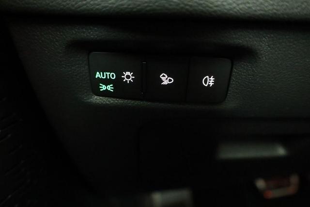 Skoda Octavia Combi 2.0 TSI 195 kW RS DSG, AHK, Navi, Matrix, Side, Winter, 5 J.-Garantie 