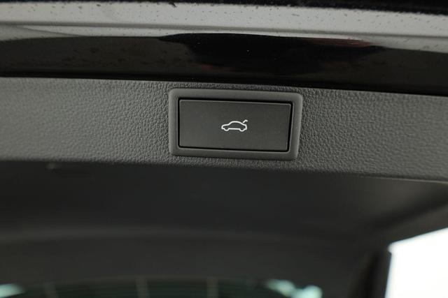 Skoda Octavia Combi 2.0 TSI 195 kW RS DSG, AHK, Navi, Matrix, Side, Winter, 5 J.-Garantie 