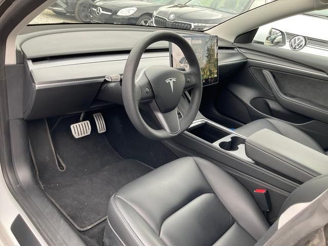Tesla Model 3 - Performance Dual AWD AWD, AreaView, Standheizung, 1.Hand