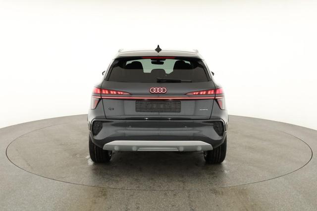 Audi Q3 TFSI quattro 150 kW quattro, AHK, Navi, AreaView, Side, Sound, Winter, 18-Zoll 