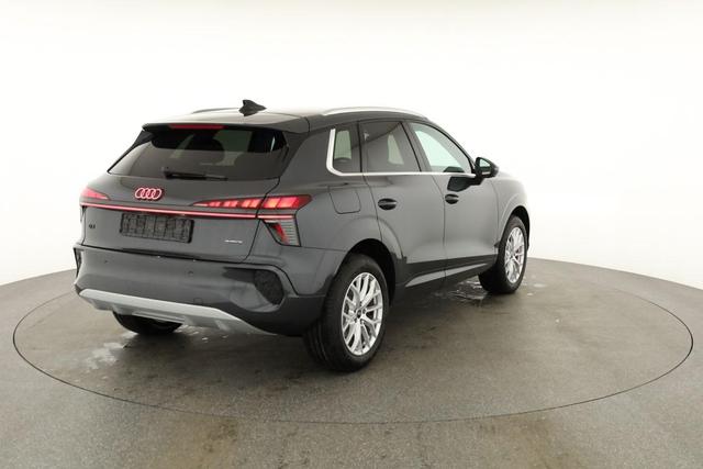 Audi Q3 TFSI quattro 150 kW quattro, AHK, Navi, AreaView, Side, Sound, Winter, 18-Zoll 