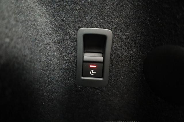 Audi Q3 TFSI quattro 150 kW quattro, AHK, Navi, AreaView, Side, Sound, Winter, 18-Zoll 