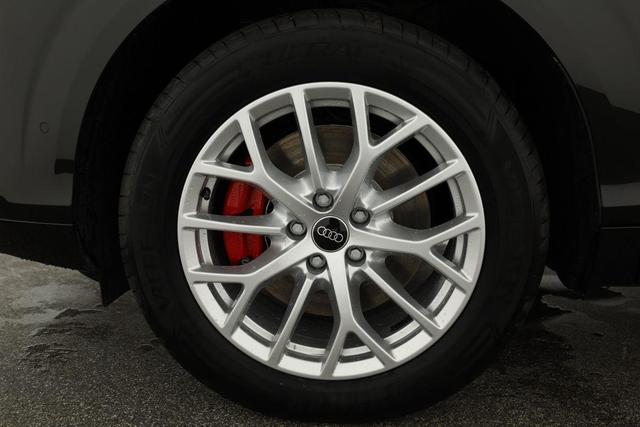 Audi Q3 TFSI quattro 150 kW quattro, AHK, Navi, AreaView, Side, Sound, Winter, 18-Zoll 
