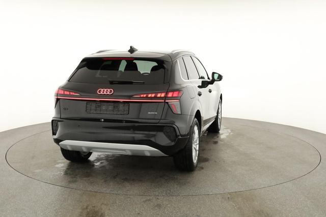 Audi Q3 TFSI quattro 150 kW quattro, AHK, Navi, AreaView, Side, Sound, Winter, 18-Zoll 
