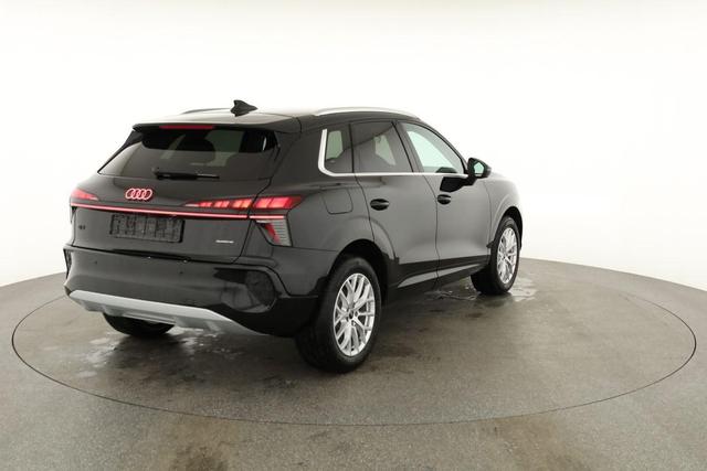 Audi Q3 TFSI quattro 150 kW quattro, AHK, Navi, AreaView, Side, Sound, Winter, 18-Zoll 