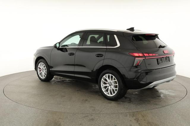 Audi Q3 TFSI quattro 150 kW quattro, AHK, Navi, AreaView, Side, Sound, Winter, 18-Zoll 