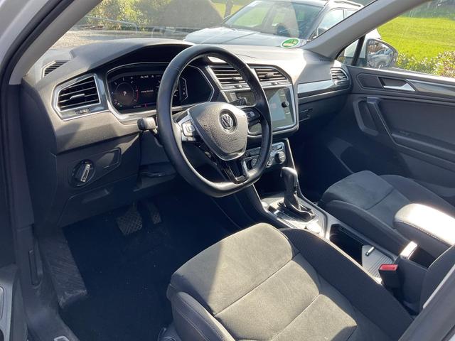 Volkswagen Tiguan Allspace Highline 4Motion 2.0 TDI DSG 4M R-Line, 7-Sitzer, AHK, Standheizung 