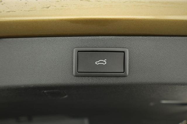 Skoda Kodiaq 2.0 TDI 142 kW 4x4 Selection DSG Selection, 7-Sitzer, AHK, Navi, Side, Kamera, Winter, 19-Zoll 