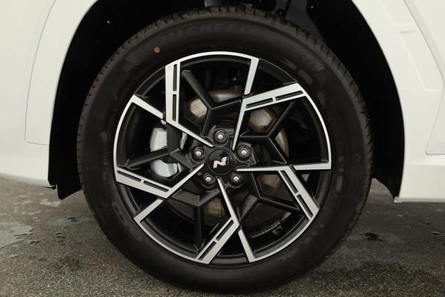 Hyundai TUCSON N Line 2WD 1.6 T-GDI DCT N-LINE, Navi, Kamera, Side, Winter 