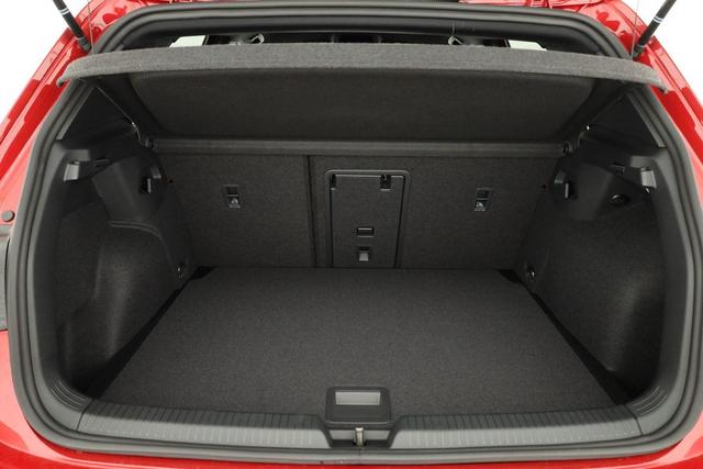 Volkswagen Golf 2.0 TSI 195 kW GTI VIII DSG, Navi, Side, IQ.Light, Kamera, Winter 