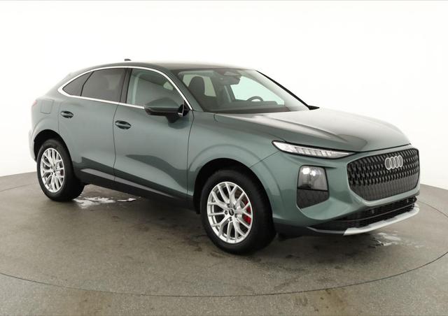 Audi Q3 Sportback - TFSI quattro 150 kW quattro, AHK, Navi, AreaView, Side, Sound, Winter, 18-Zoll