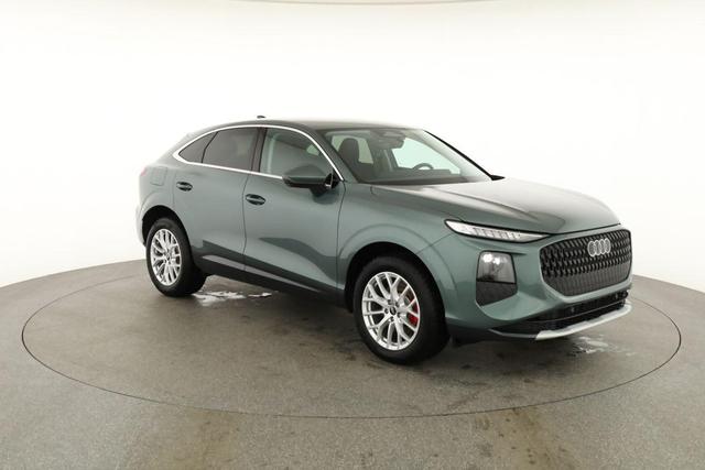 Audi Q3 Sportback TFSI quattro 150 kW quattro, AHK, Navi, AreaView, Side, Sound, Winter, 18-Zoll 