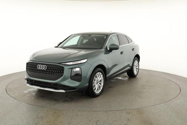 Audi Q3 Sportback TFSI quattro 150 kW quattro, AHK, Navi, AreaView, Side, Sound, Winter, 18-Zoll 