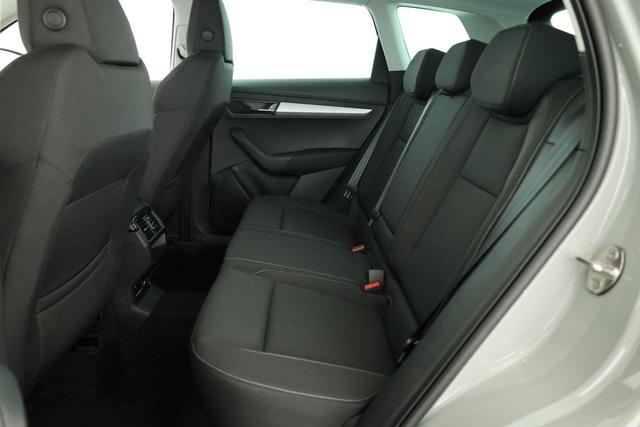 Skoda Karoq Selection 1.5 TSI DSG Selection, AHK, LED, Kamera, Winter, Ladeboden, 4 J.-Garantie 