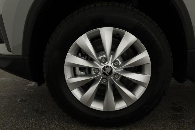 Skoda Karoq Selection 1.5 TSI DSG Selection, AHK, LED, Kamera, Winter, Ladeboden, 4 J.-Garantie 