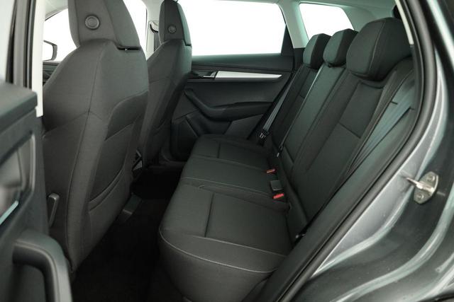 Skoda Karoq Selection 1.5 TSI DSG Selection, AHK, LED, Kamera, Winter, el. Klappe, Ladeboden, 4 J.-Garantie 