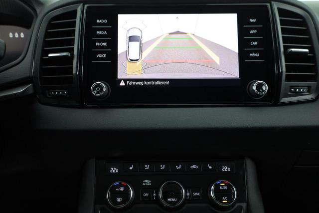 Skoda Karoq Selection 1.5 TSI DSG Selection, AHK, Navi, LED, Kamera, Winter, el. Klappe, Ladeboden, 4 J.-Garantie 