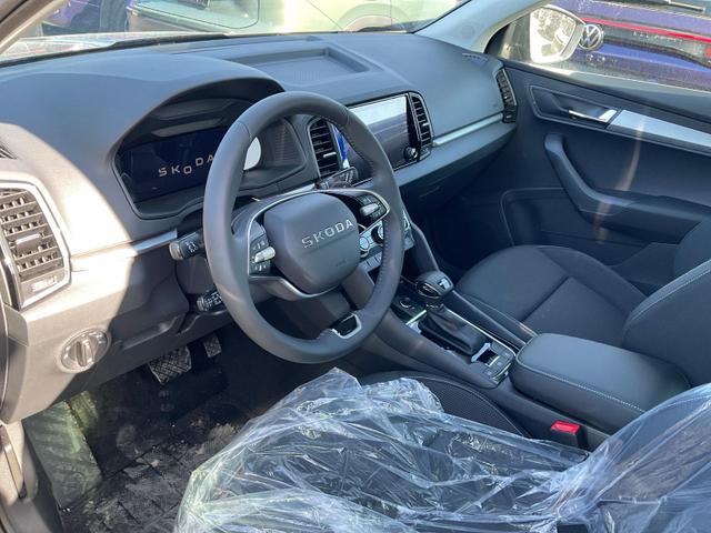 Skoda Karoq Selection 1.5 TSI DSG Selection, AHK, Navi, LED, Kamera, Winter, el. Klappe, Ladeboden, 4 J.-Garantie 