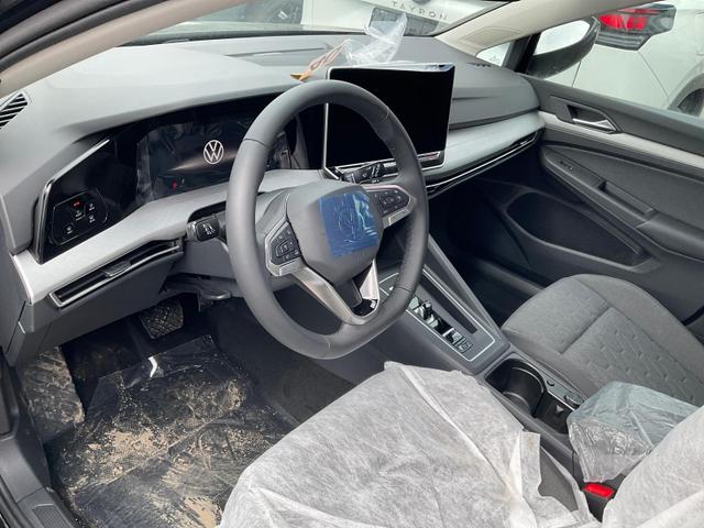 Volkswagen Golf - LIFE VIII Variant 2.0 TDI DSG Life, AHK, easyOpen, Kamera, 3-J Garantie