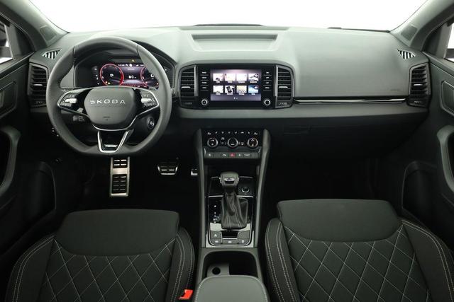 Skoda Karoq Sportline 1.5 TSI DSG Sportline, AHK, Navi, CANTON, Matrix, Kamera, el. Klappe, 5-J. Garantie 