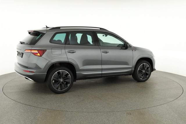 Skoda Karoq Sportline 1.5 TSI DSG Sportline, AHK, Navi, CANTON, Matrix, Kamera, el. Klappe, 5-J. Garantie 