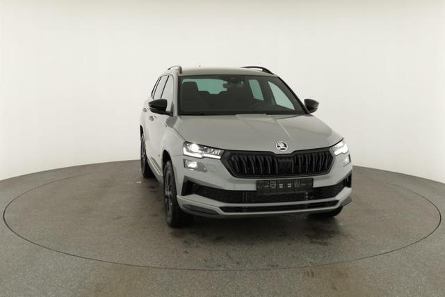Skoda Karoq Sportline 1.5 TSI DSG Sportline, AHK, Navi, CANTON, Matrix, Kamera, el. Klappe, 5-J. Garantie 