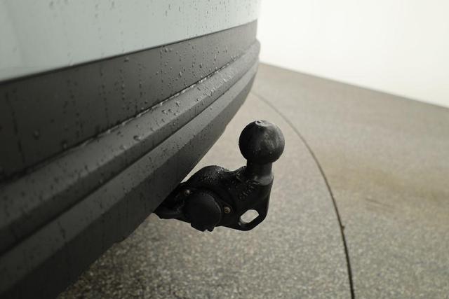 Skoda Karoq Selection 1.5 TSI DSG Selection, AHK, Navi, LED, Kamera, Winter, el. Klappe, Ladeboden, 4 J.-Garantie 