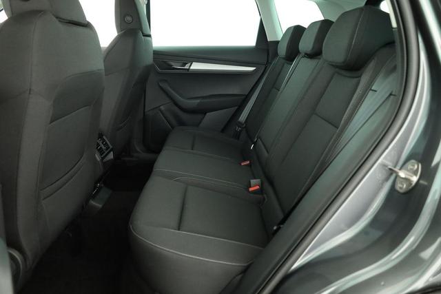 Skoda Karoq Selection 1.5 TSI DSG Selection, AHK, Navi, LED, Kamera, Winter, el. Klappe, Ladeboden, 4 J.-Garantie 