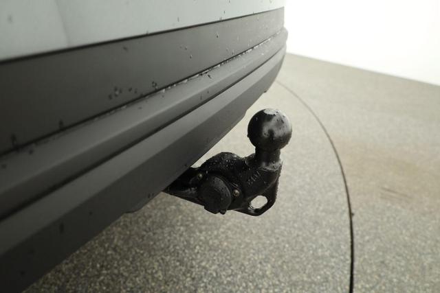 Skoda Karoq Selection 1.5 TSI DSG Selection, AHK, Navi, LED, Kamera, Winter, el. Klappe, Ladeboden, 4 J.-Garantie 