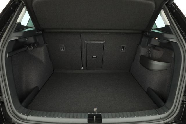 Skoda Karoq Selection 4x4 2.0 TDI DSG Selection, AHK, Navi, LED, Kamera, Winter, el. Klappe, 4 J.-Garantie 