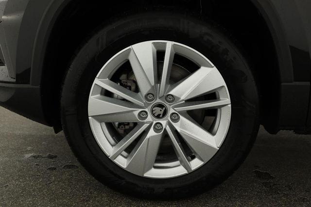 Skoda Karoq Selection 4x4 2.0 TDI DSG Selection, AHK, Navi, LED, Kamera, Winter, el. Klappe, 4 J.-Garantie 