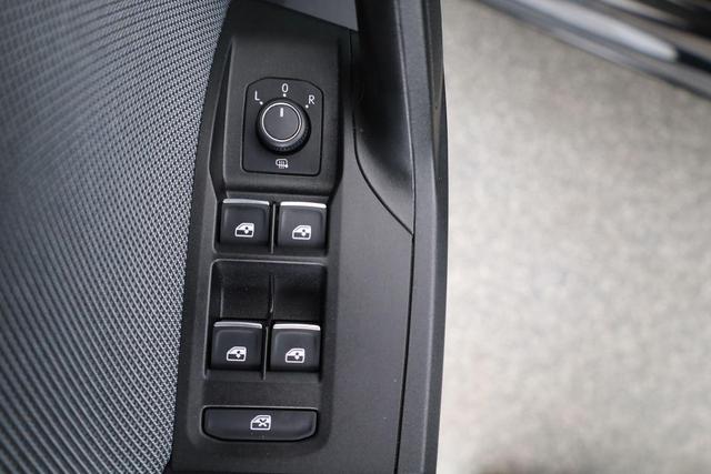 Seat Leon Style 1.5 TSI Style, LED, Navi, AppConnect, 17-Zoll 