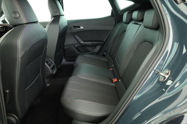 Cupra Formentor 1.5 eTSI 110 kW DSG, Matrix, AHK, Navi, AreaView, Side, el. Klappe, Winter, 5 J.-Garantie 