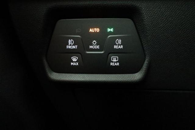 Cupra Formentor 1.5 eTSI 110 kW DSG, Matrix, AHK, Navi, AreaView, Side, el. Klappe, Winter, 5 J.-Garantie 