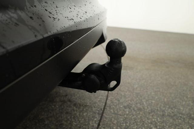 Cupra Formentor 1.5 eTSI 110 kW DSG, Matrix, AHK, Navi, AreaView, Side, el. Klappe, Winter, 5 J.-Garantie 