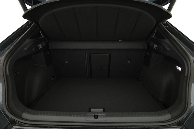 Cupra Formentor 1.5 eTSI 110 kW DSG, Matrix, AHK, Navi, AreaView, Side, el. Klappe, Winter, 5 J.-Garantie 