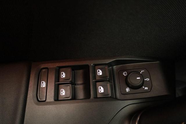 Cupra Formentor 1.5 eTSI 110 kW DSG, Matrix, AHK, Navi, AreaView, Side, el. Klappe, Winter, 5 J.-Garantie 