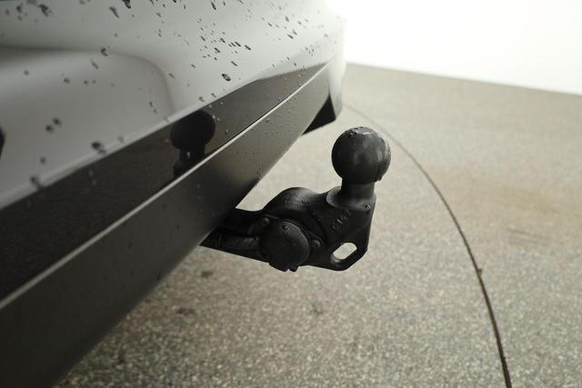 Cupra Formentor 1.5 eTSI 110 kW DSG, Matrix, AHK, Navi, AreaView, Side, el. Klappe, Winter, 5 J.-Garantie 