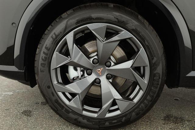 Cupra Formentor 1.5 eTSI 110 kW DSG, Matrix, AHK, Navi, AreaView, Side, el. Klappe, Winter, 5 J.-Garantie 